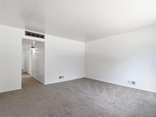 Photo - 1221 E Granet Ave