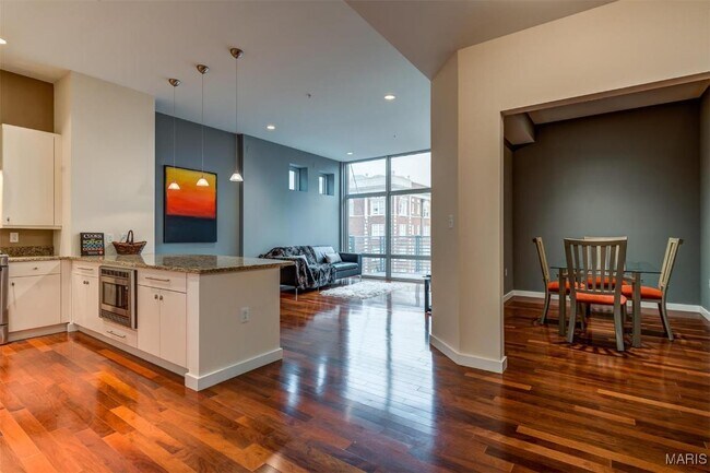 Photo - 9 N Euclid Ave Unit 605