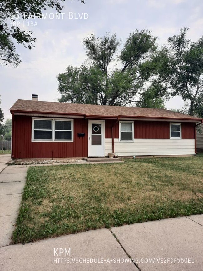 3 BED | 1 BATH | SINGLE LEVEL HOME | SOUTH - 3 BED | 1 BATH | SINGLE LEVEL HOME | SOUTH