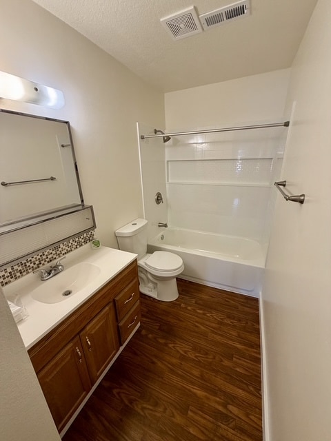 Photo - Riverbend Fourplex Unit B
