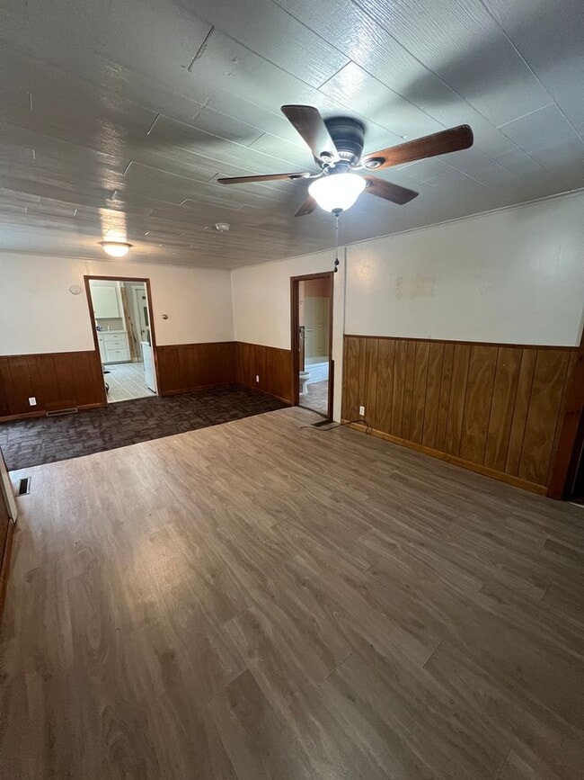 Photo - 32 5th Ave Unidad 32 5th Ave 1st Floor Gloversville NY 12078