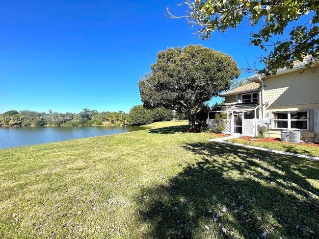 Building Photo - 3901 Medford Ct