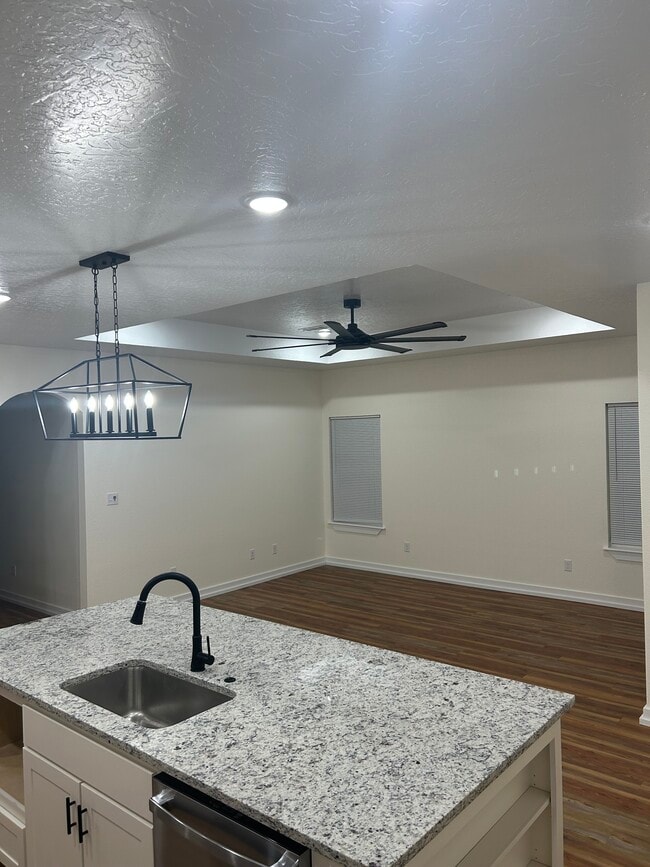 Photo - 7201 Texas Rd Unit B