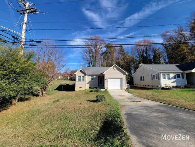 Photo - 312 Lindale Dr