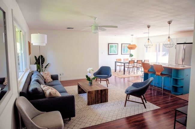 Building Photo - Live and Work Remotely on Maui in this Ful... Rental