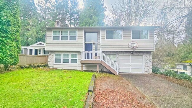 Building Photo - Charming 4 Bed 2 Bath Home in Wedgewood