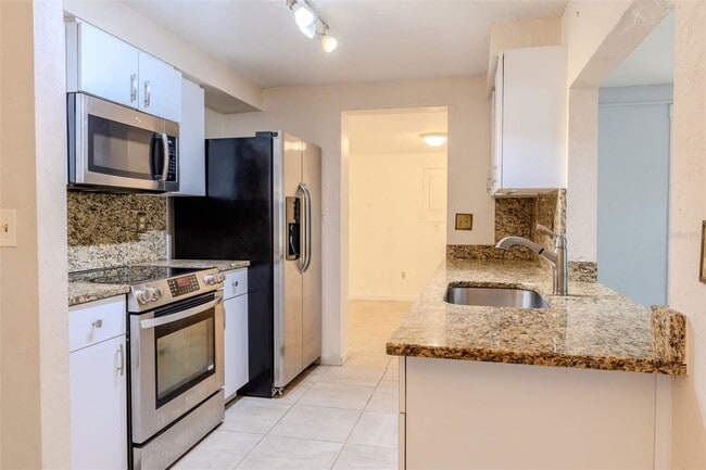 Photo - 1259 41st St