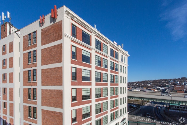 Photo - Edge Union Station