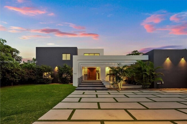 Building Photo - 7660 SW 124th St Rental