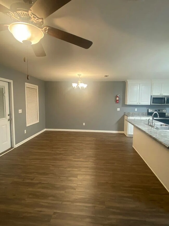 Photo - 2328 Middleton Rd