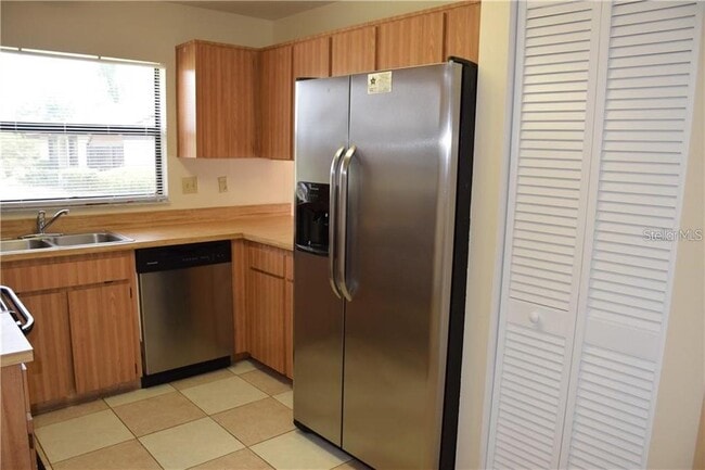 470 Hunter Cir