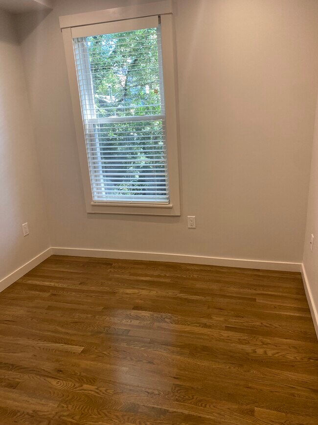 Photo - 2 Belvidere Plz Unidad 2