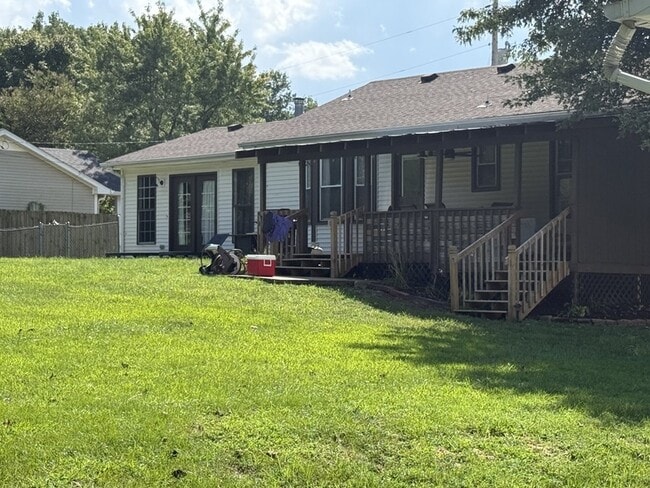 Photo - 803 Merritt Lewis Ln