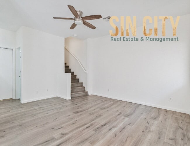 Photo - 1338 Silver Sierra St