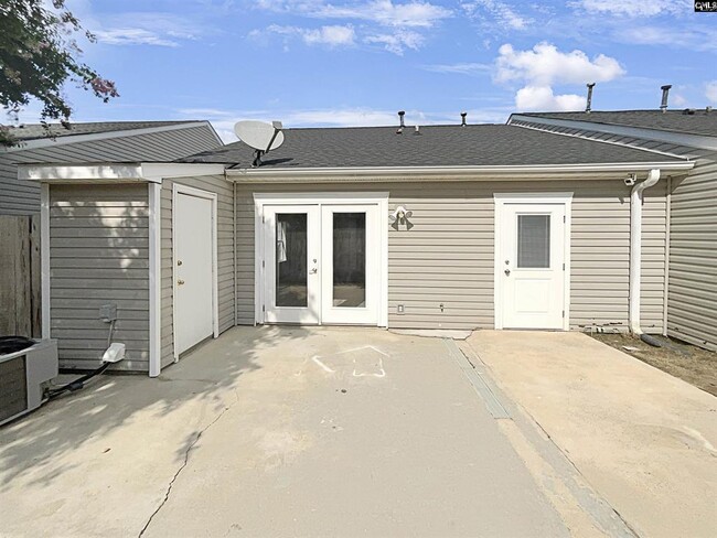 Photo - 30 Hampton Oaks Pl