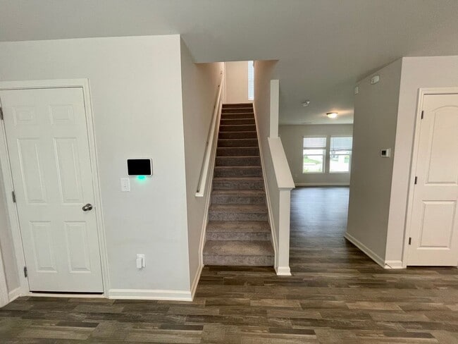 Photo - 3818 Miller Dr