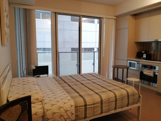 Photo - 101 Peter St Unit FL7-ID1347735P