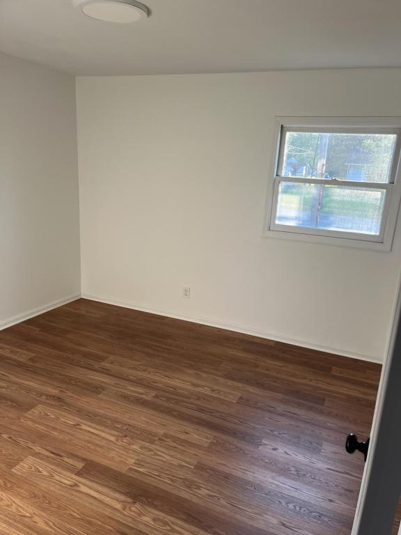 Photo - 109 N Russell St