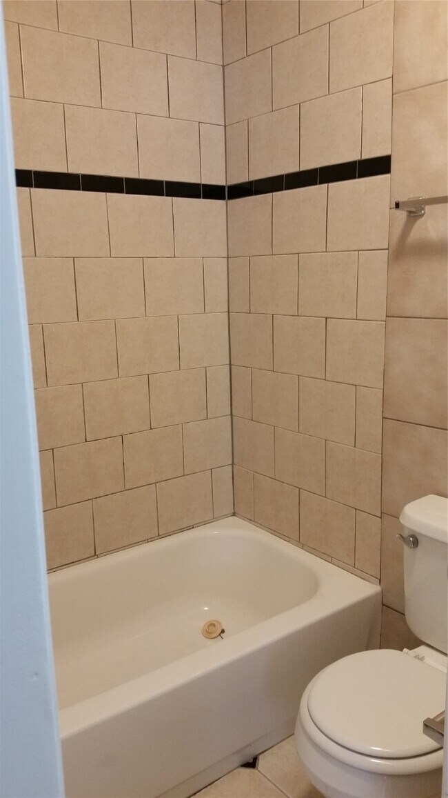 Photo - 10927 Wilkenburg Dr