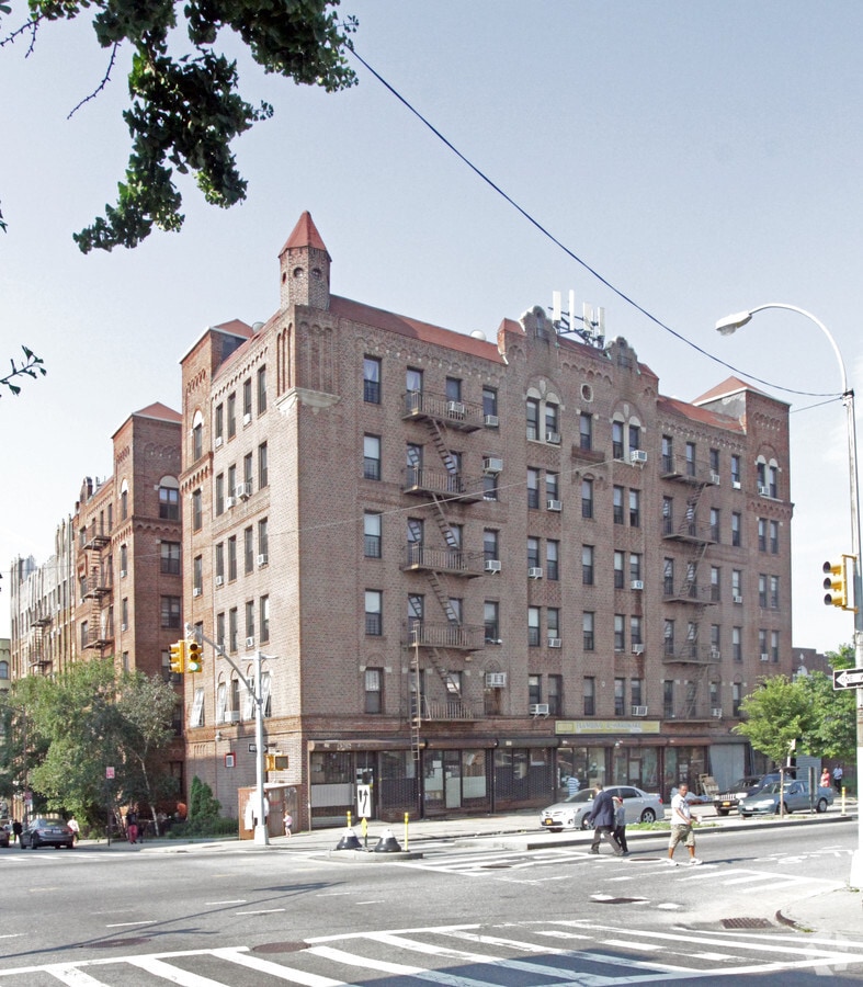 Photo - 440 Brooklyn Ave