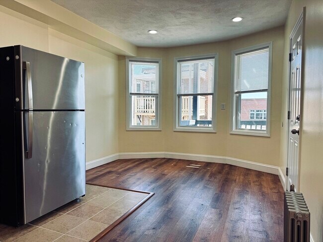 Photo - 189 Chestnut St Unit 2