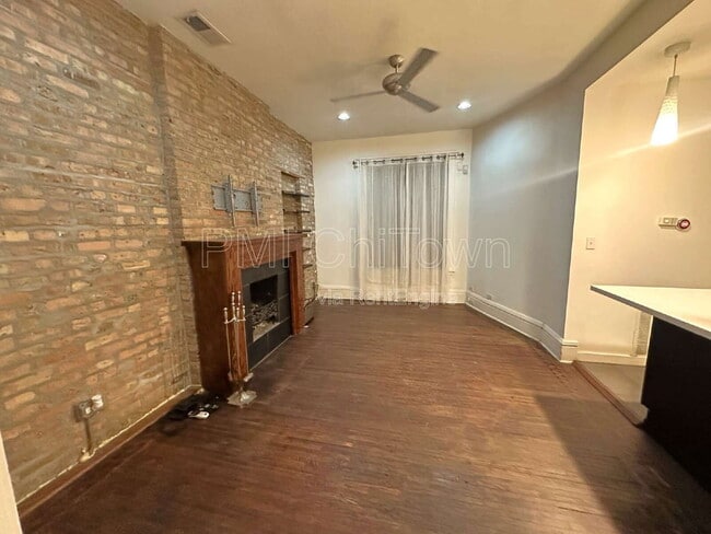 Photo - 1114 E 62nd St Unit 1