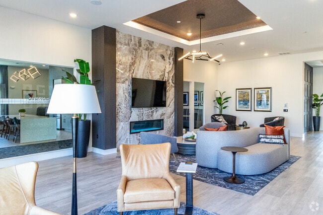 Casa Club - One Hundred Forge