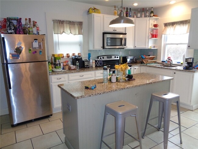 Photo - 20 Narragansett Ave