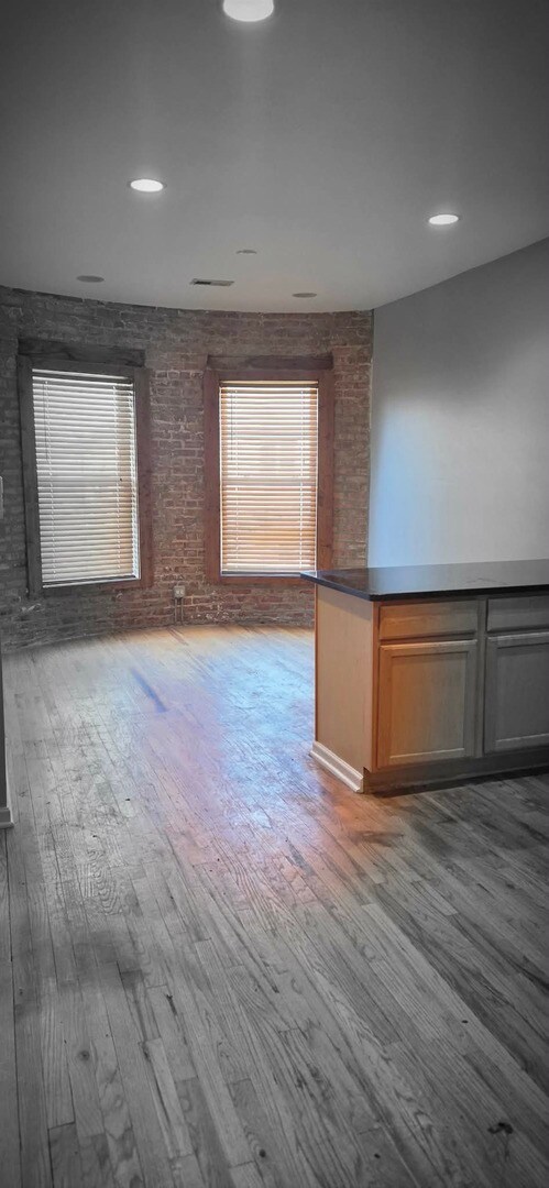 Photo - 225 E 59th St