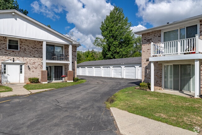West Summerset Garages - West Summerset Apartments