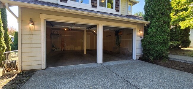 Photo - 17722 89th Ct NE