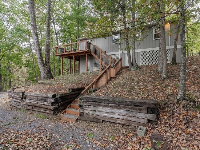 Photo - 147 Cub Ln
