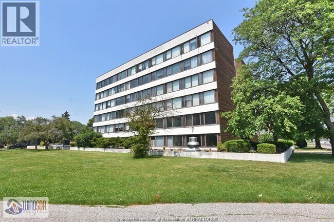 Photo - 2144 Pelissier St Unit 601
