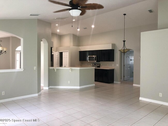 Photo - 2061 12 Oaks Dr SE