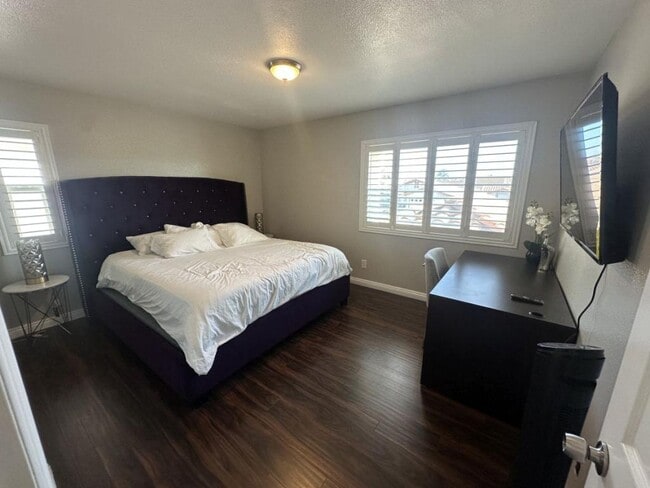 Photo - 10220 Keoki St