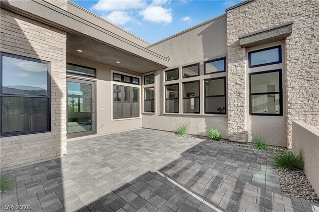 Photo - 4792 Outlook Peak St