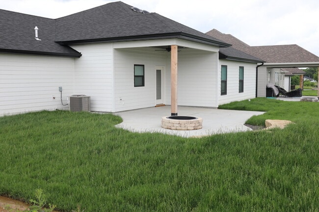 Photo - 4613 Chambers Bay Dr