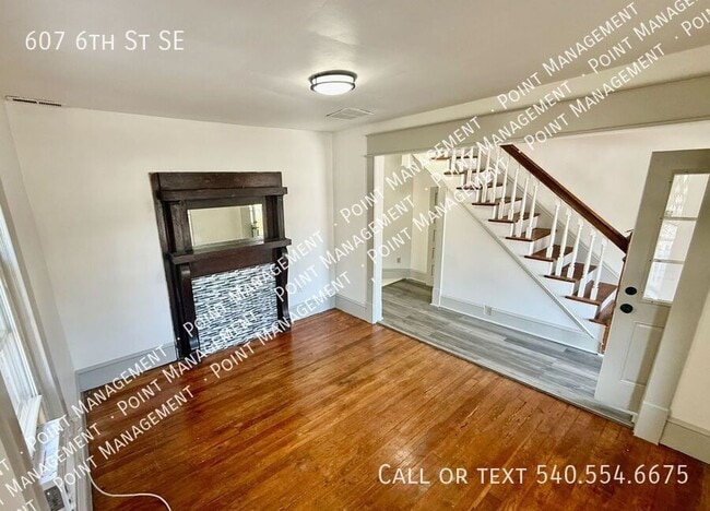 Photo - 607 6th St SE