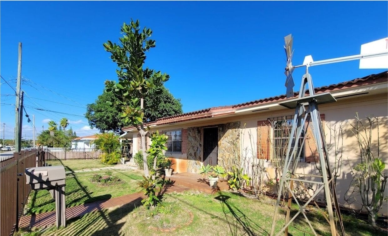 Photo - 5451 SW 5th Ter (Coral Gables, FL)
