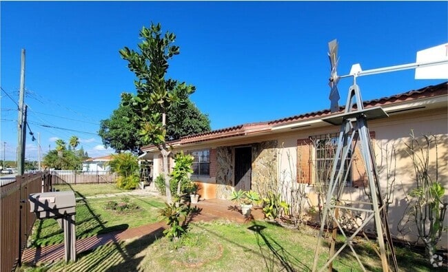 Building Photo - 5451 SW 5th Ter Rental