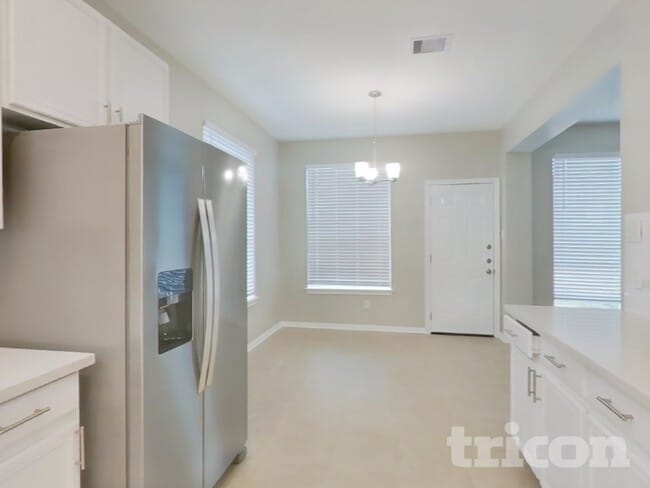 Photo - 4015 Camelia Glen Ln