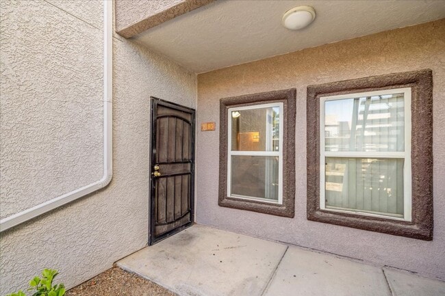 Photo - LOVELY & IMMACULATE CONDO LOCATED NEAR THE POOL PLUS HAS NEW PAINT, WOOD FLOORS, AND VIEWS OF THE... Unit 1105