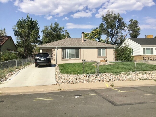 Photo - 921 Xavier St