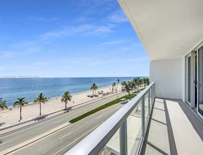 Building Photo - 209 N Fort Lauderdale Beach Blvd Unit 5B