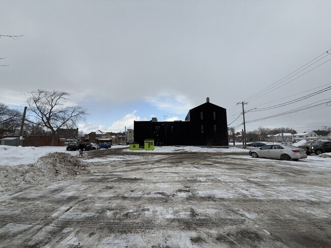 Photo - 188 Mountain Rd Unit Parking Spot