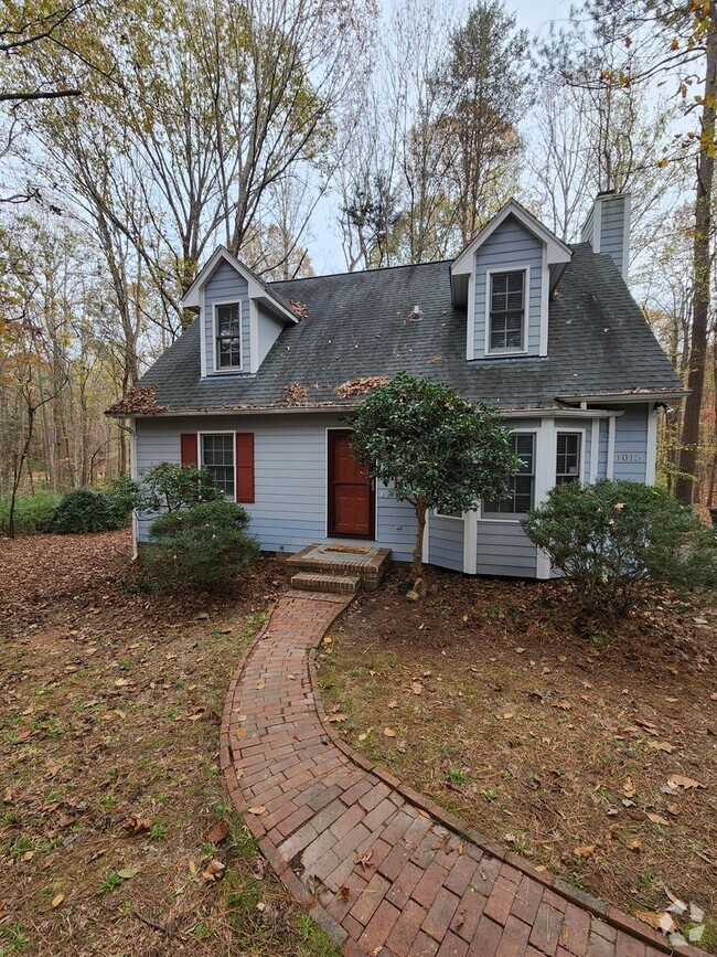 Building Photo - Chapel Hill / House in desirable Fox Meado...