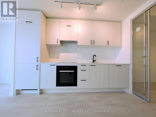 Photo - 1 Quarrington Lane Unité 801