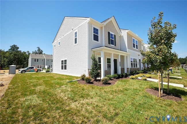 Photo - 240 Greenpark Rd