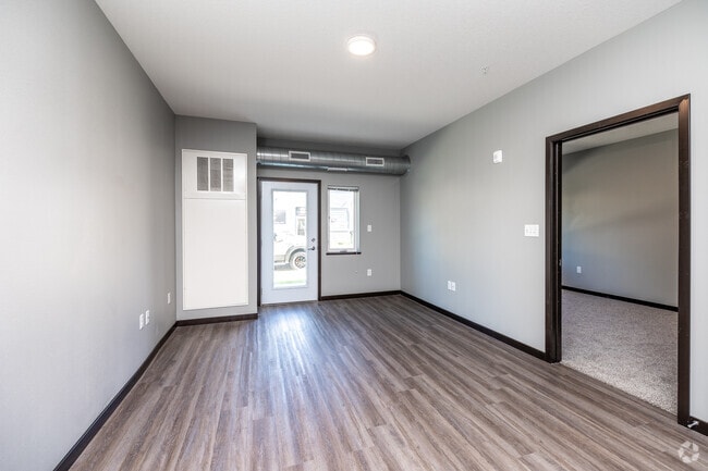 1 Bedroom 1 Bathroom - 672 SF - Living Room