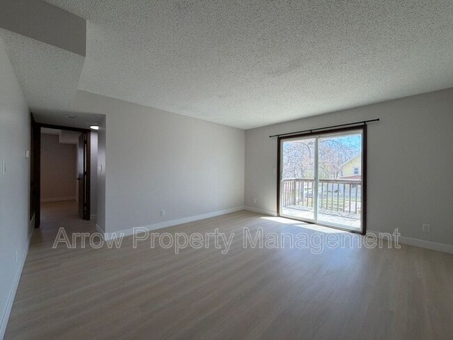 Photo - 539 N 24th St Unit 17